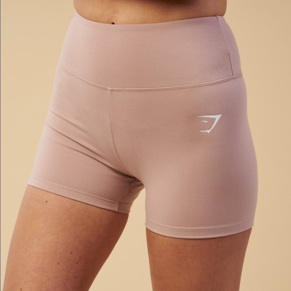 gymshark dreamy short
